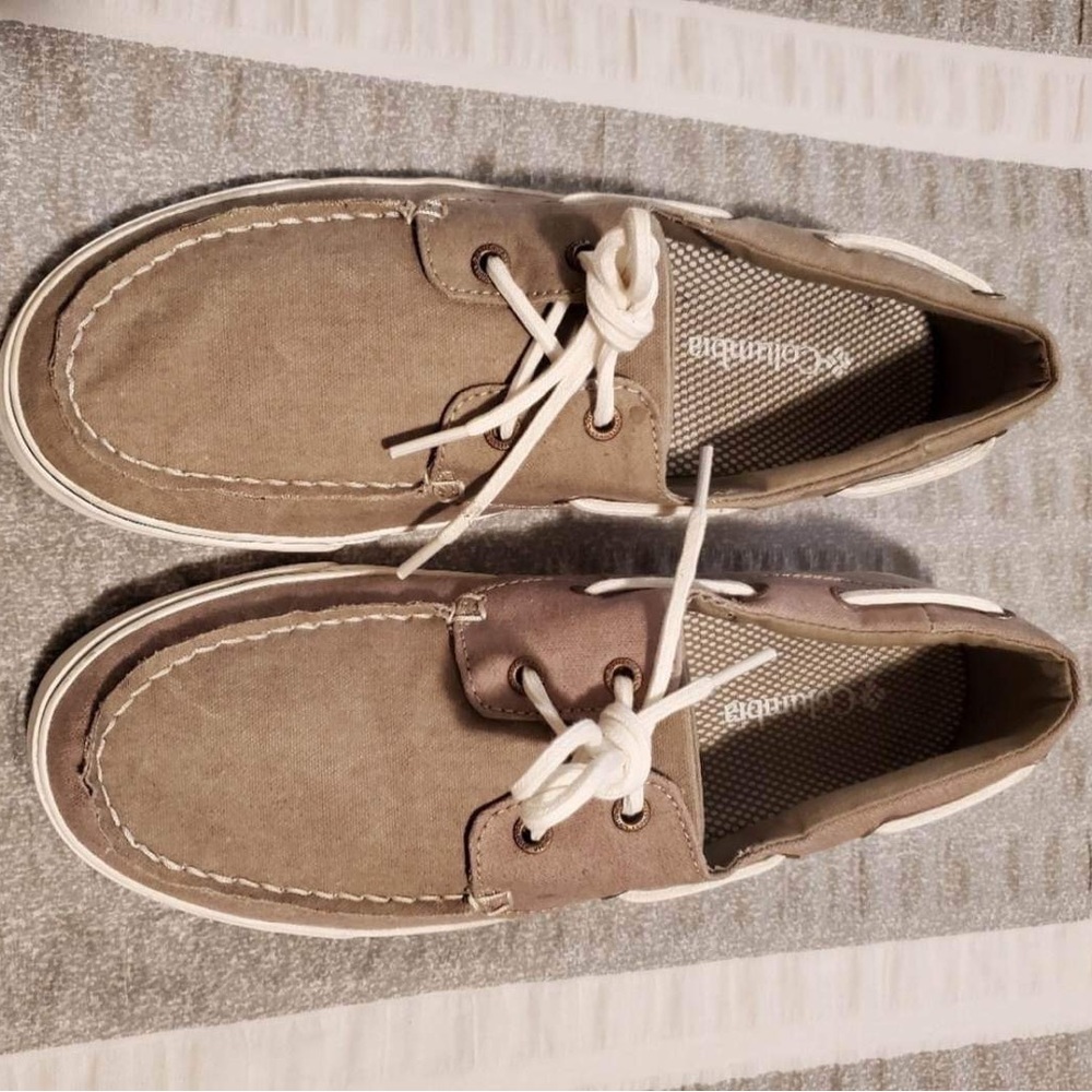 Columbia boat shoes
